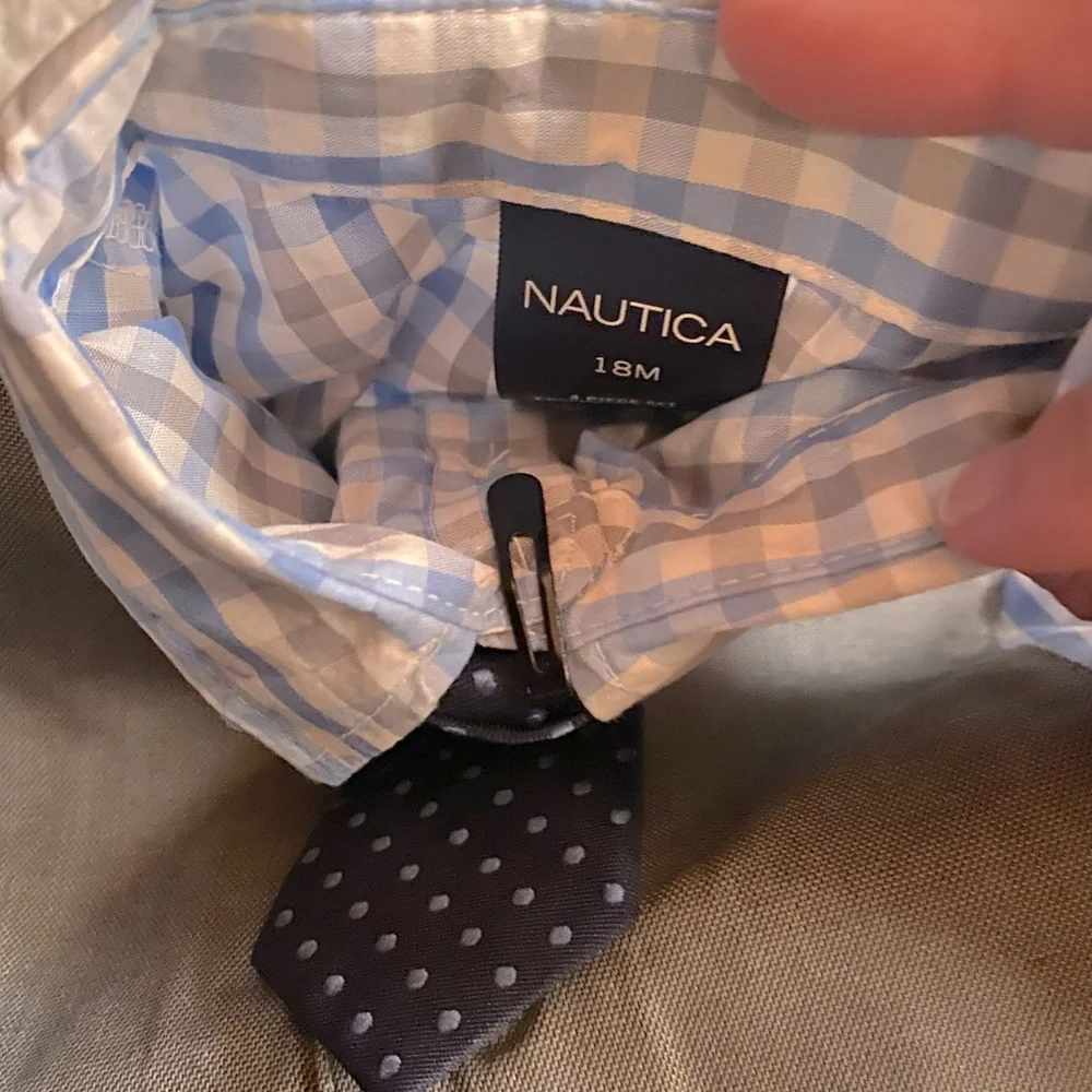 NWT Nautica Boy’s 4 piece suit, size 18 mos
